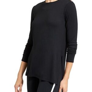 NWT Athleta Women’s Long and Lean Top Long Sleeve Black Size Small